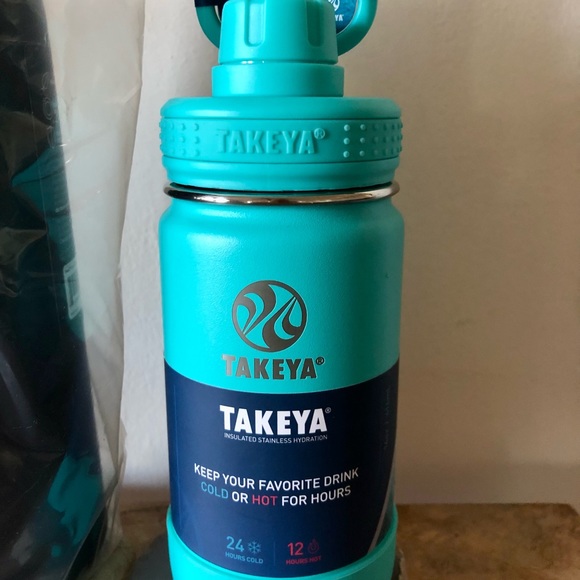 2 NWT WATERBOTTLES - Picture 3 of 3